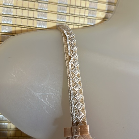 Fantasie Rebecca Molded Bra Nude/Cream Underwire Lace Trim 34D - Picture 8 of 16